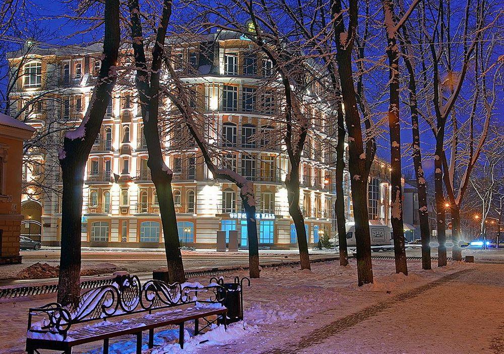 พรีเมียร์ โฮเต็ล พาลาสโซ Hotel โปลตาวา ภายนอก รูปภาพ