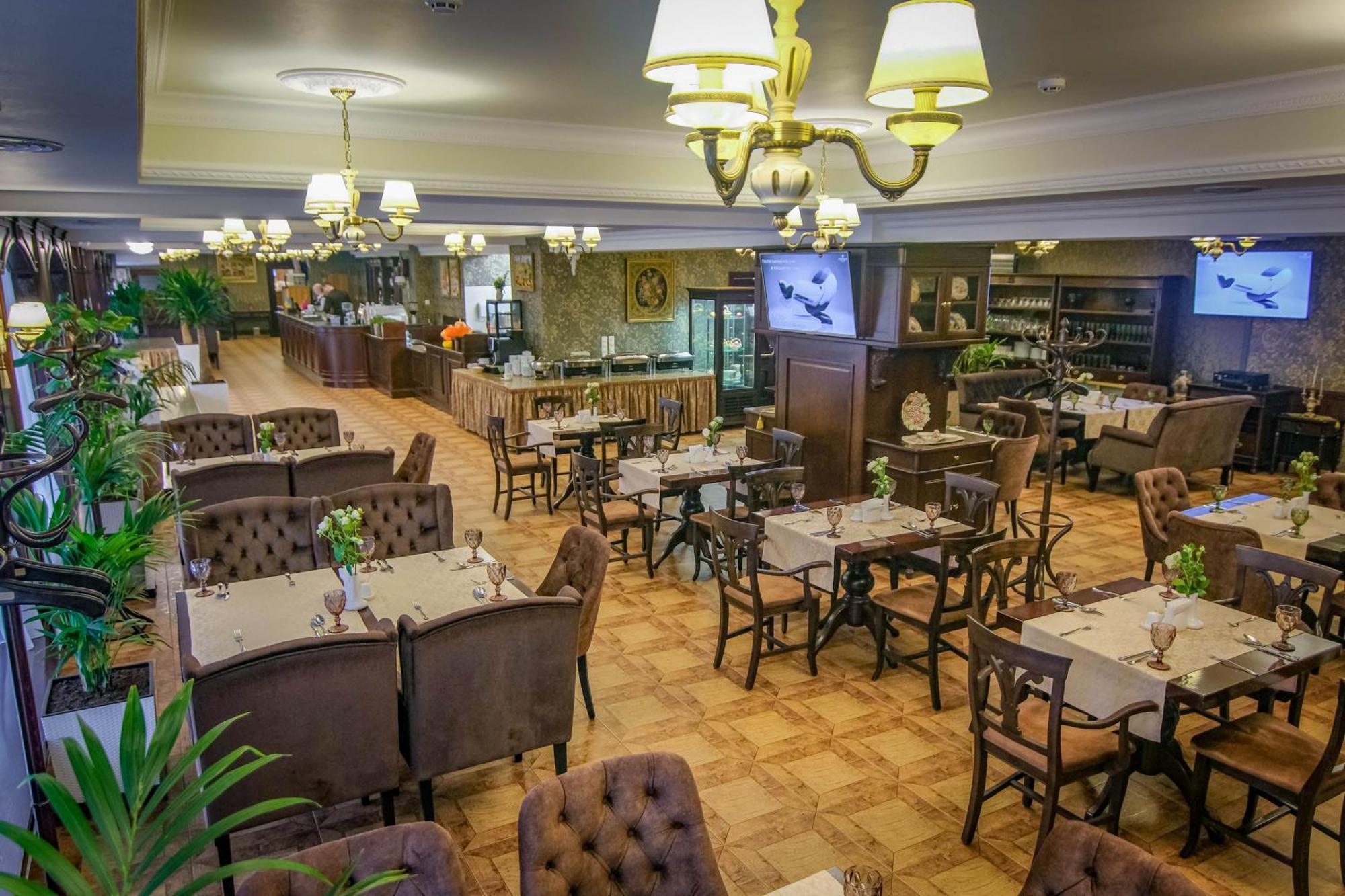 พรีเมียร์ โฮเต็ล พาลาสโซ Hotel โปลตาวา ภายนอก รูปภาพ